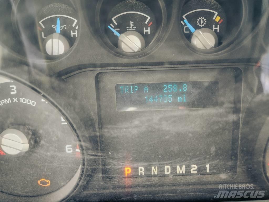 Ford F 650 SD 급수차