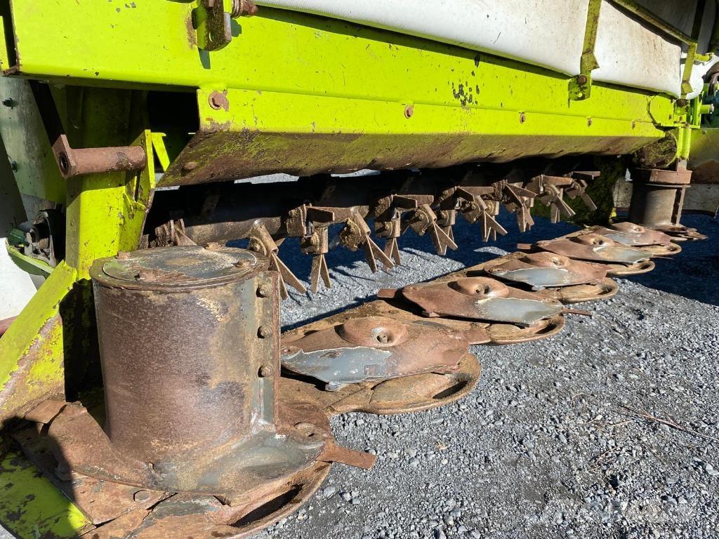 CLAAS DISCO 3050 장착형 잔디깎기