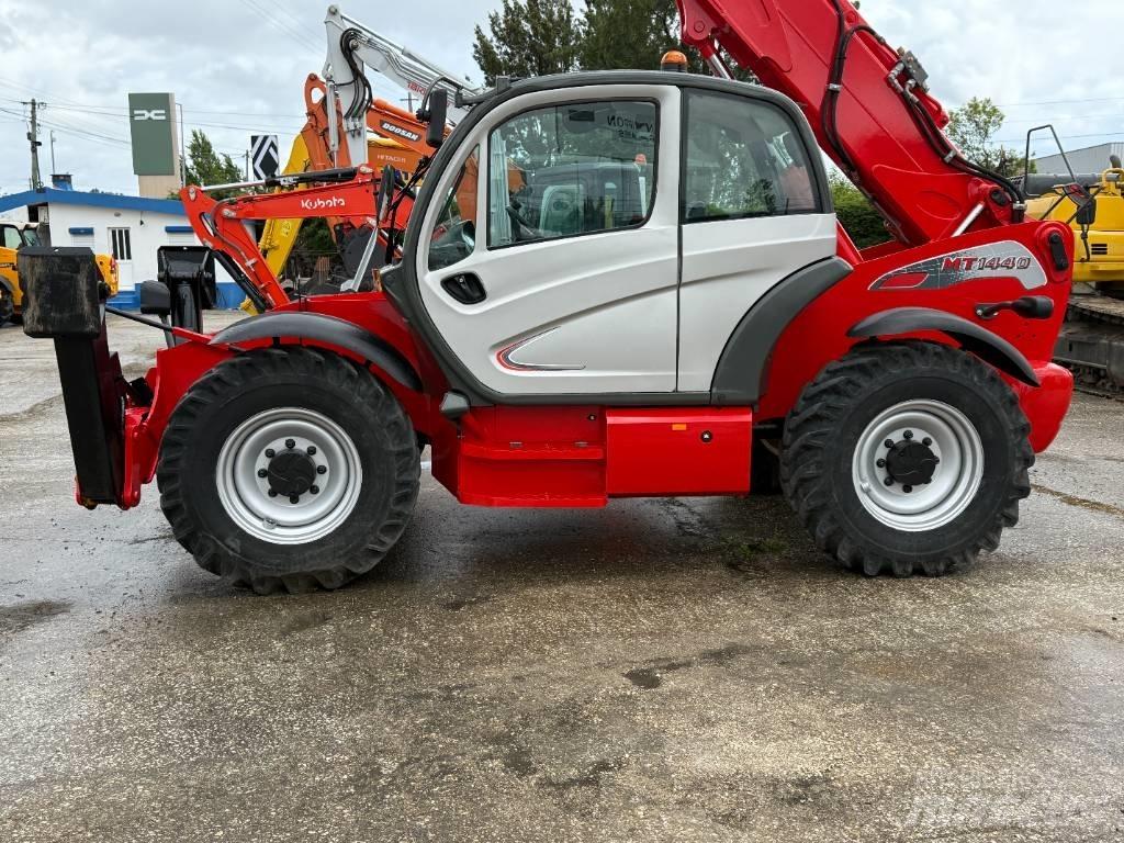 Manitou MT 1440 텔러 핸들러