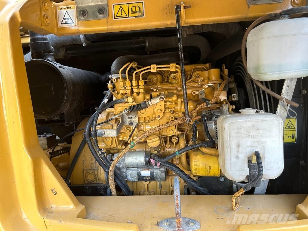 CAT 308E 대형 굴삭기 29톤 이상