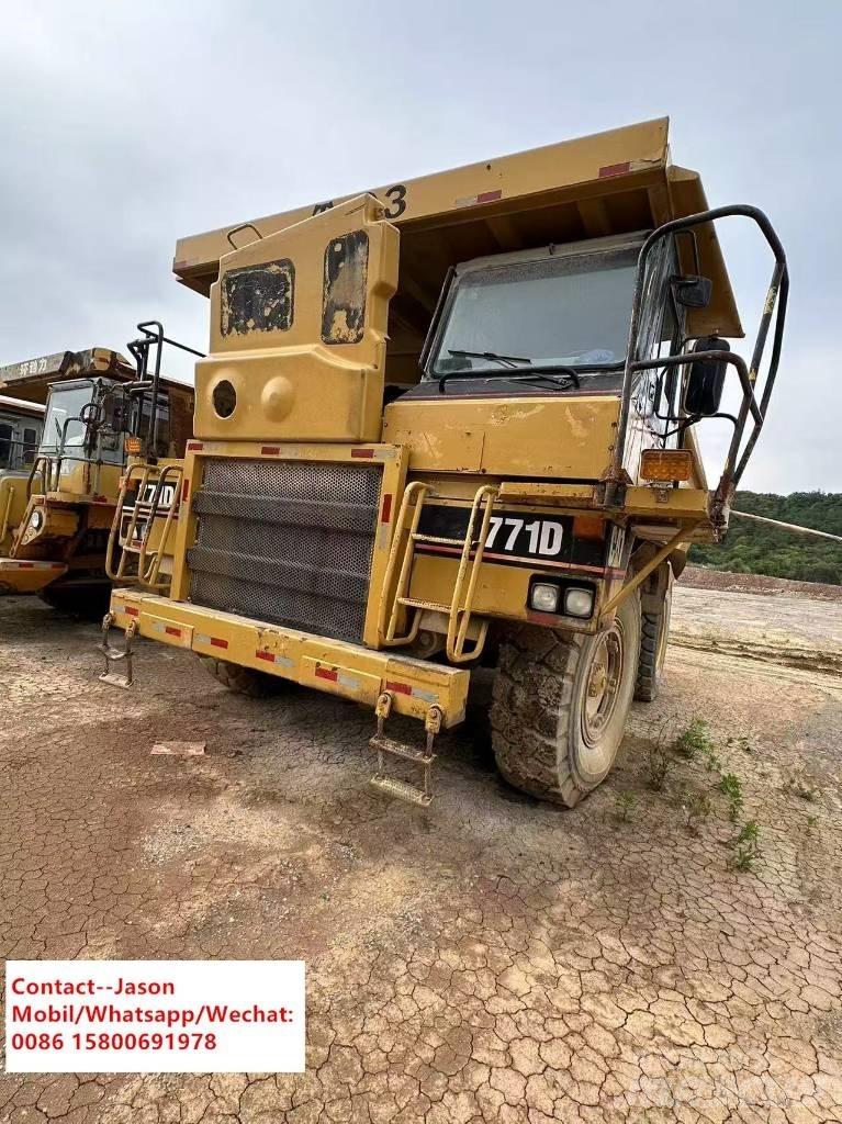 CAT 771 D 초대형 덤프 트럭