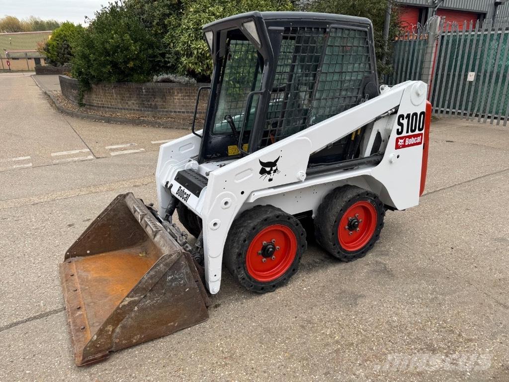 Bobcat S100  스키드로더