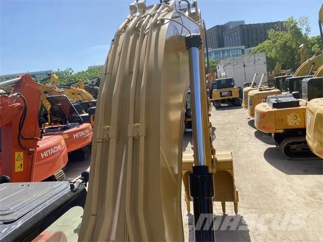 CAT 330 GC 대형 굴삭기 29톤 이상