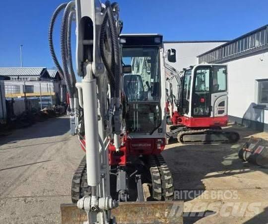 Takeuchi TB 230 소형 굴삭기 7톤 미만
