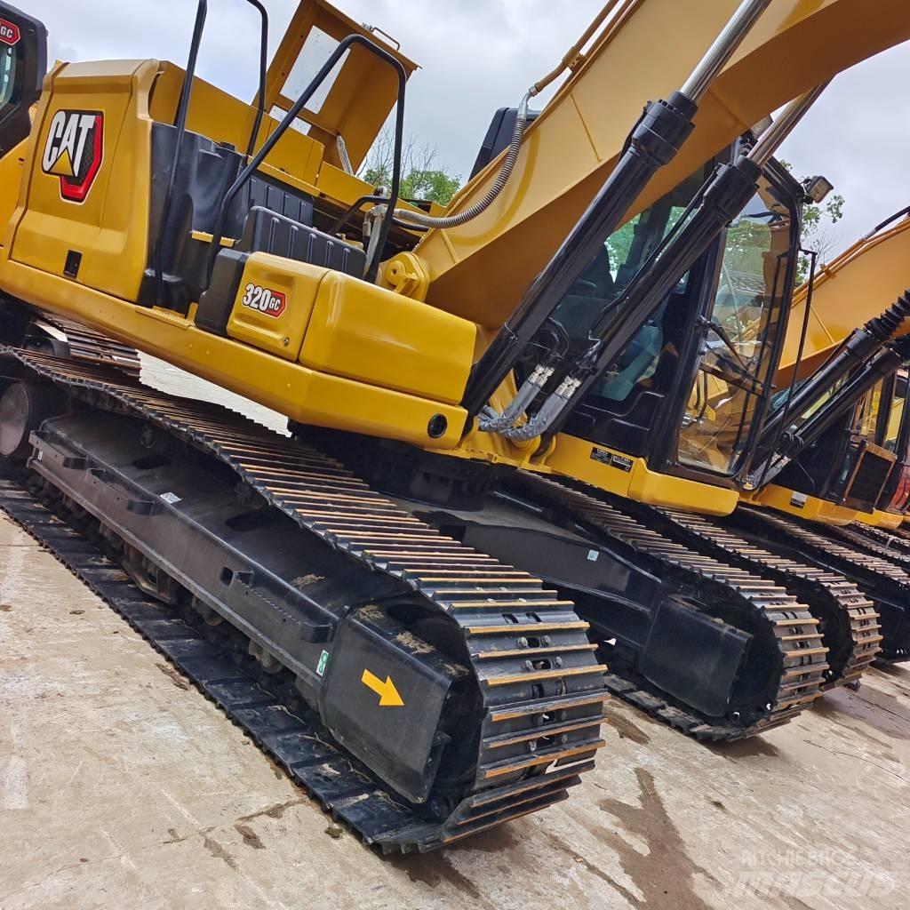 CAT 320GC 대형 굴삭기 29톤 이상