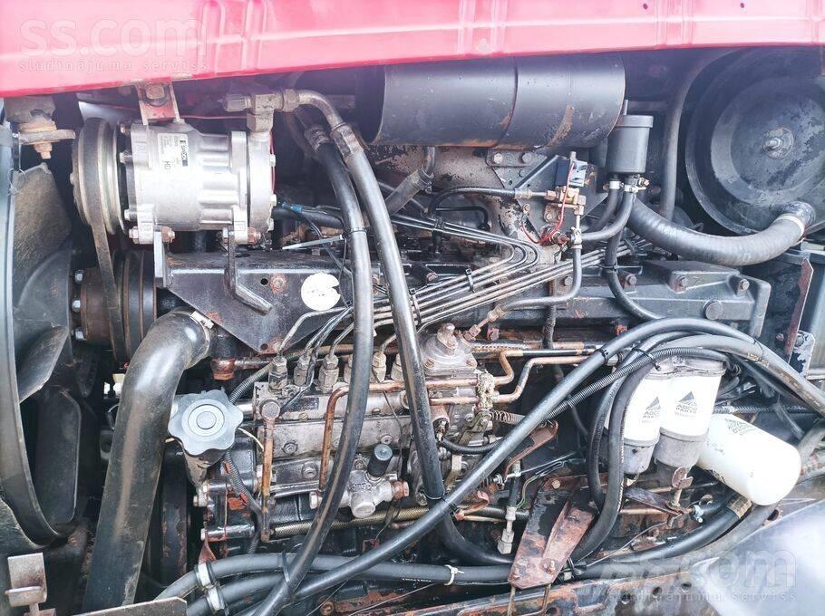 Valtra Valmet 8750 트랙터