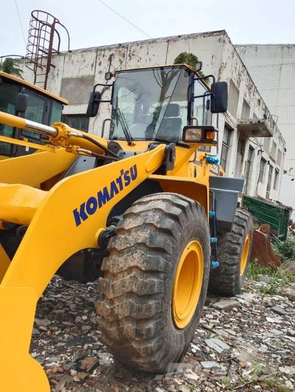 Komatsu WA 320-5  휠로우더
