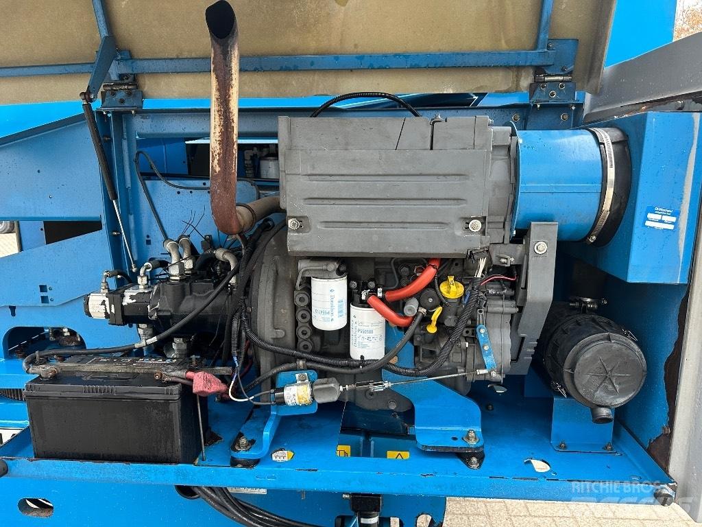 Genie S 45 Trax 견인식 전동이동 리프트