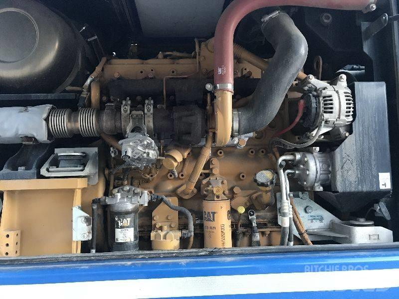 CAT M318F  휠 굴삭기