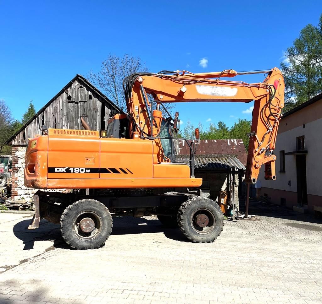 Doosan DX 190 W-3  휠 굴삭기