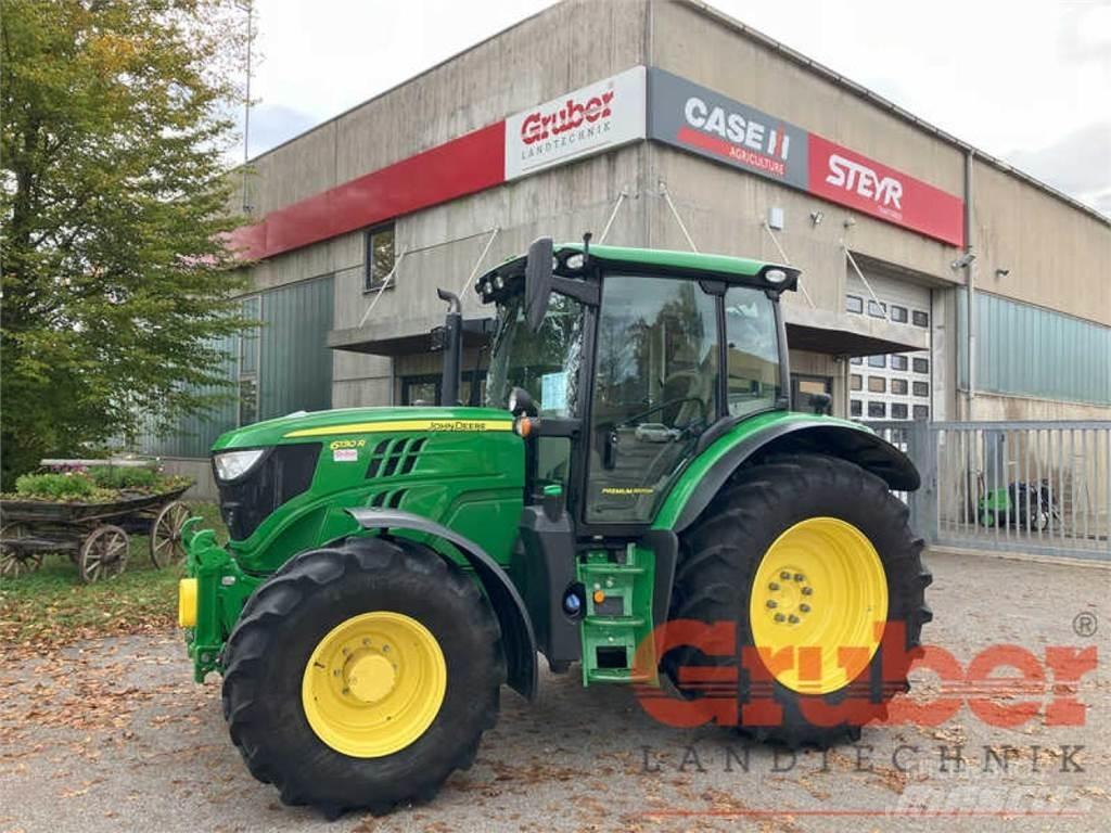 John Deere 6130 R 트랙터
