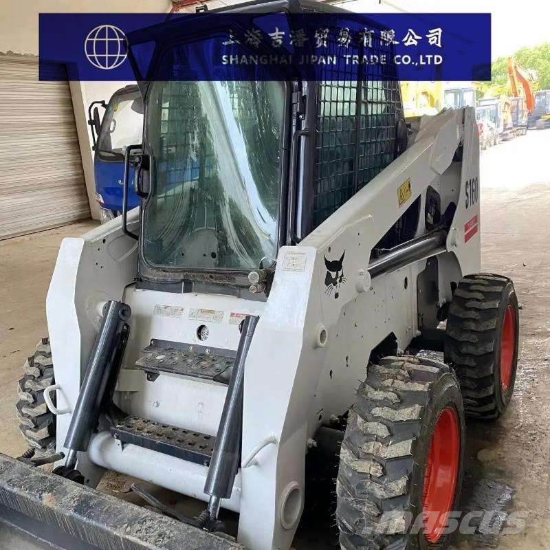 Bobcat s 160  스키드로더