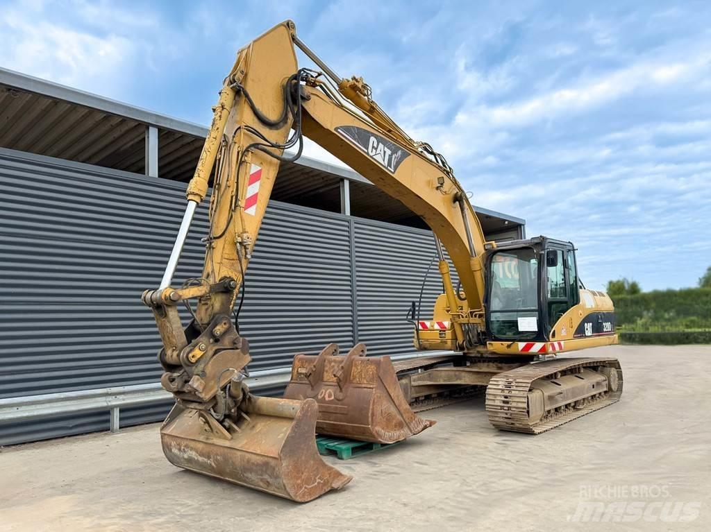 CAT 320 DL 대형 굴삭기 29톤 이상