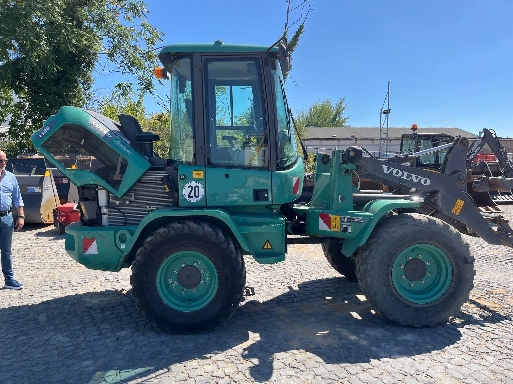 Volvo L 30 G TULOSSA!!!!  휠로우더