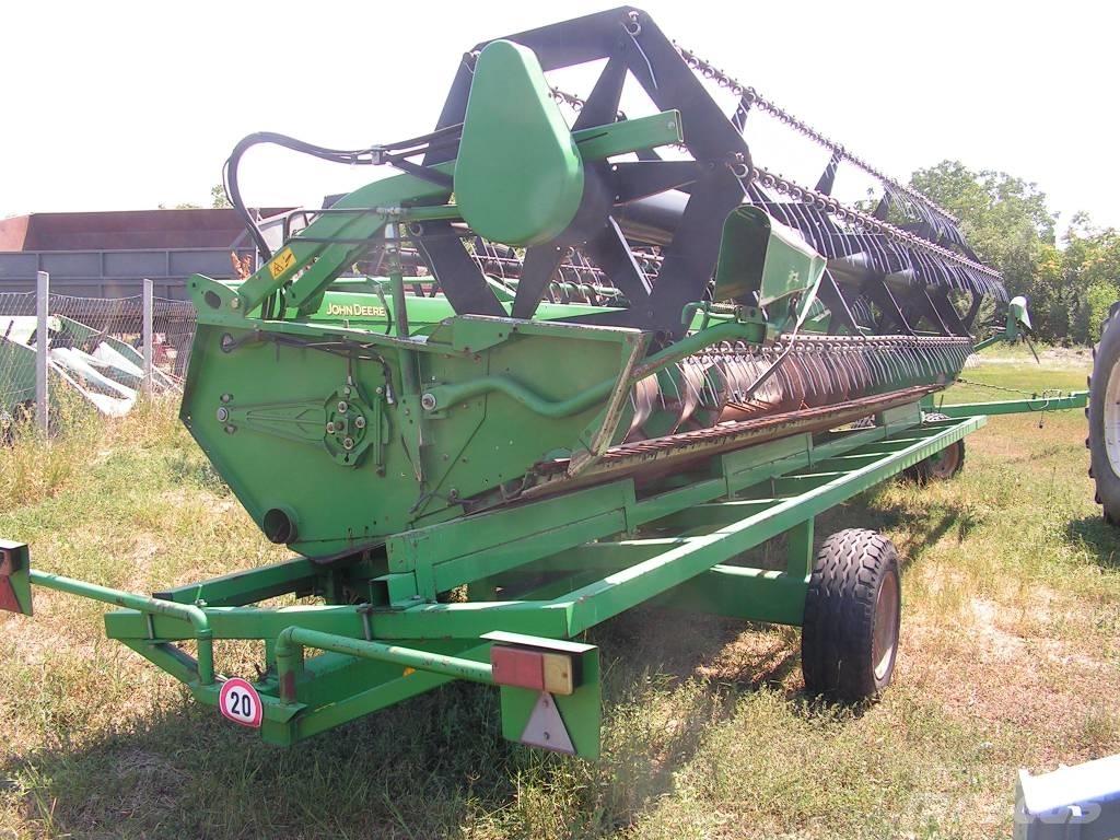 John Deere T660 콤바인 수확기
