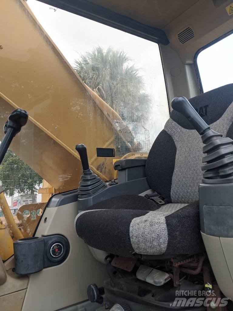 CAT 330CL 대형 굴삭기 29톤 이상