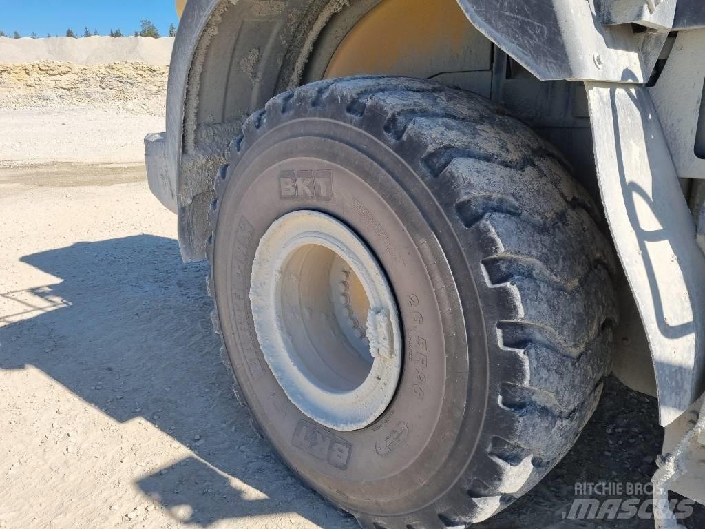 Komatsu WA 470-8  휠로우더