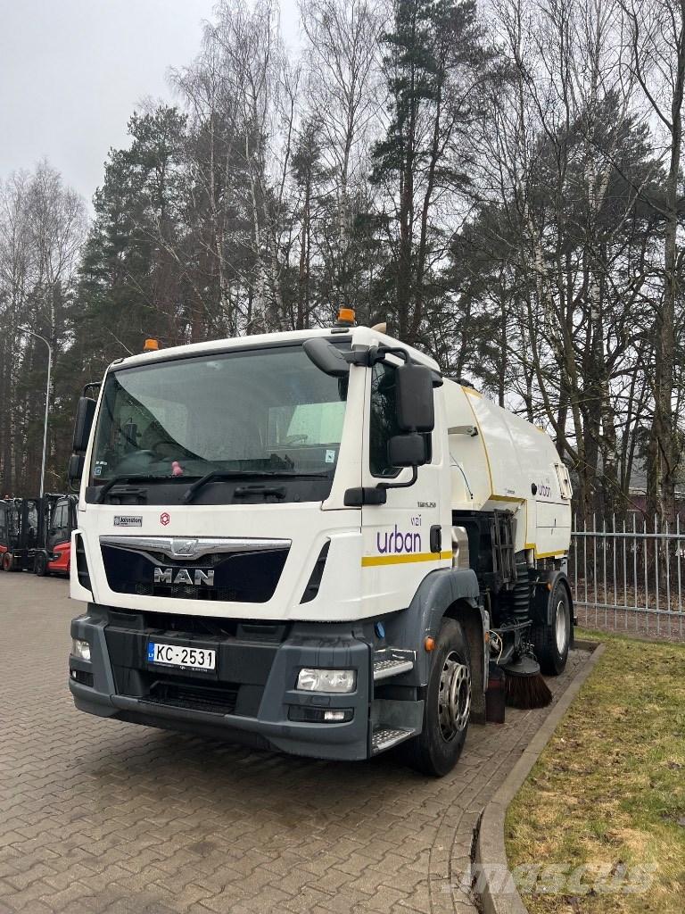 MAN TGM 15.250 도로 청소차