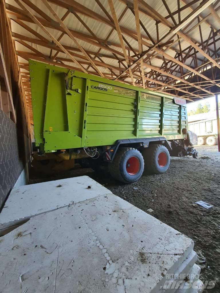 CLAAS Cargos 8500 자동 적재 트레일러