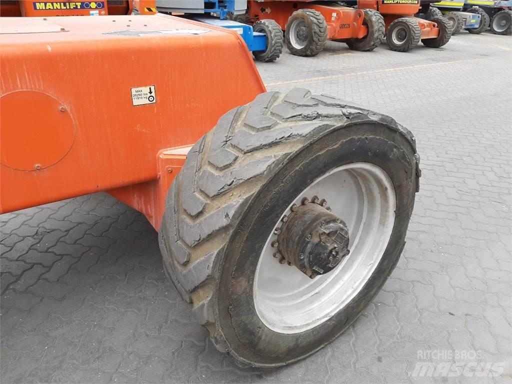 JLG 1350SJP 견인식 전동이동 리프트