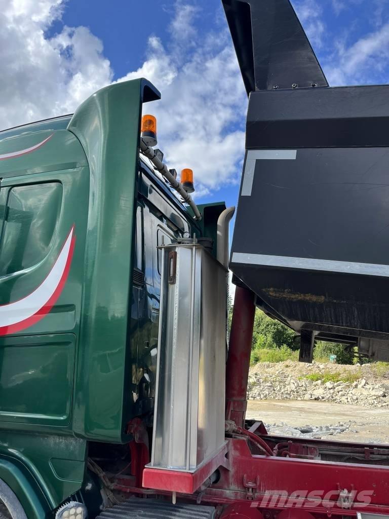 Scania R 560 덤프 트럭