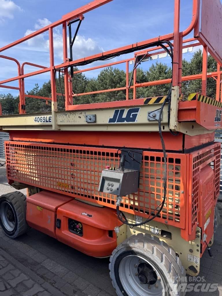 JLG 4069 가위형 리프트