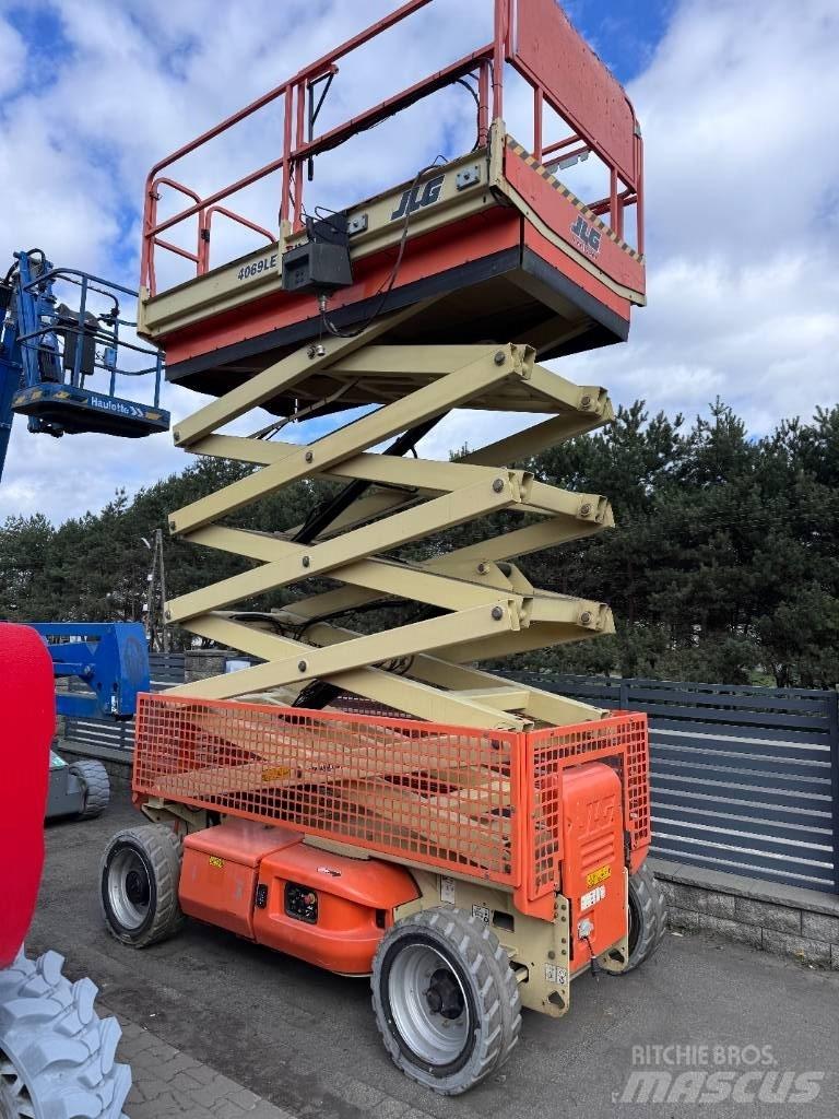 JLG 4069 가위형 리프트