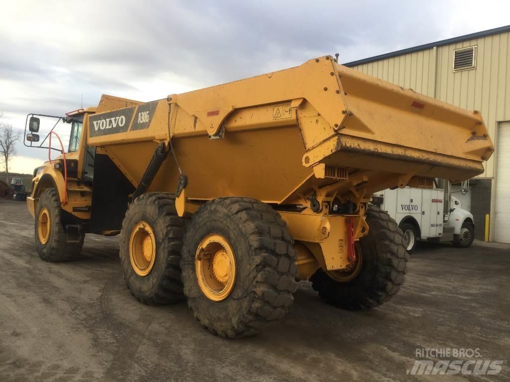 Volvo A30G 연결식 홀러