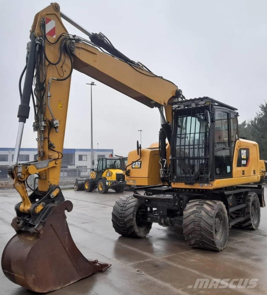 CAT M 318 F  휠 굴삭기