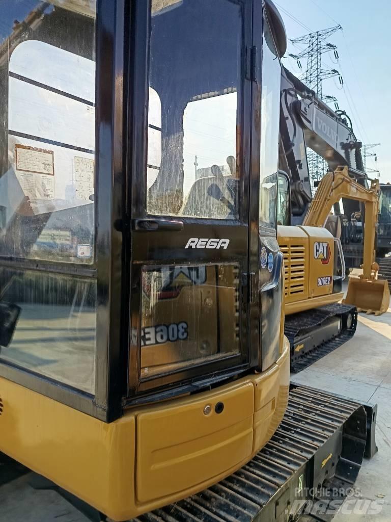 CAT 305 C CR 소형 굴삭기 7톤 미만