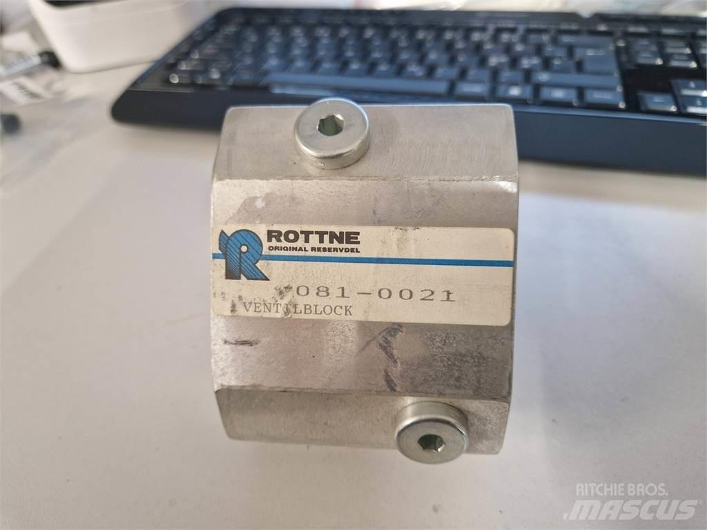 Rottne 081-0021 유압식 기계