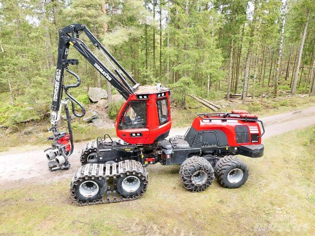 Komatsu 901 XC 원목 하베스터