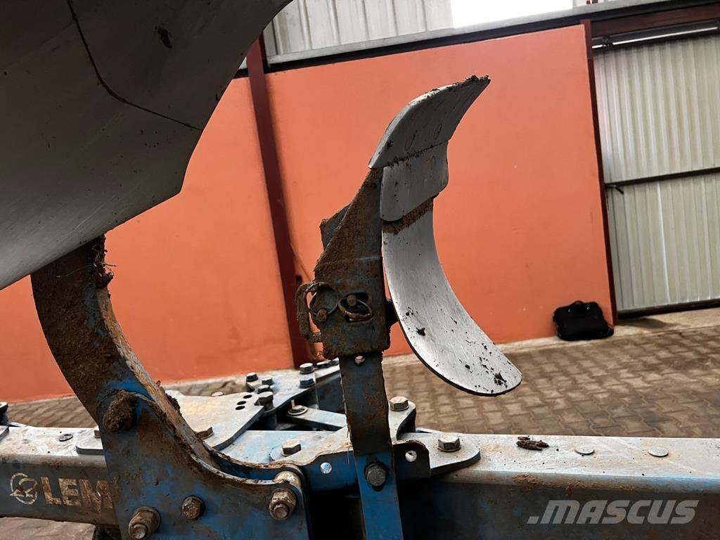 Lemken Juwel 8 기존 플로우(쟁기)