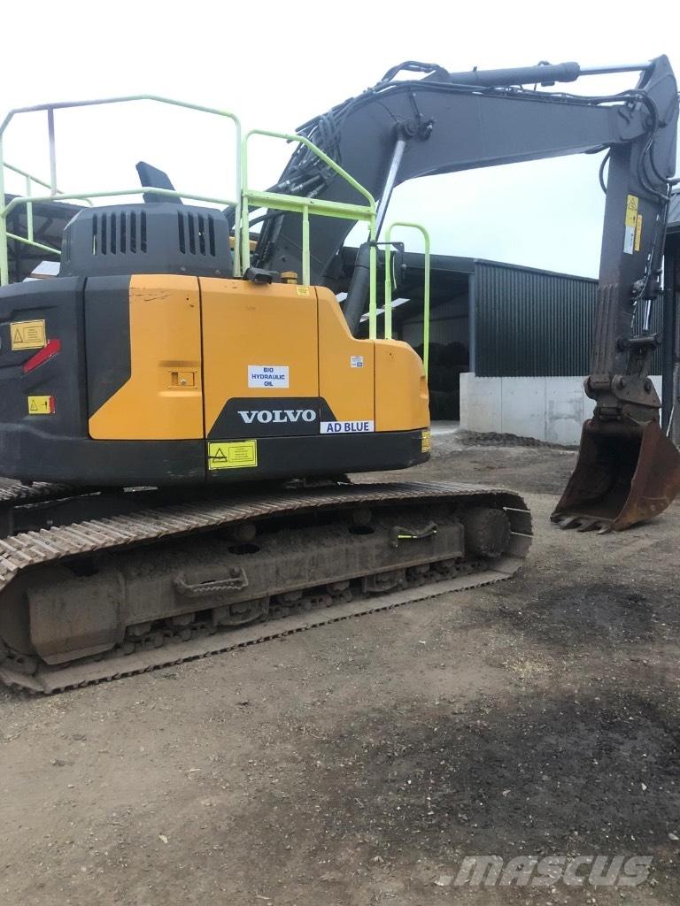 Volvo ECR 235 E 대형 굴삭기 29톤 이상