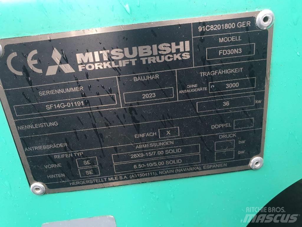 Mitsubishi FD 30 N 디젤 지게차