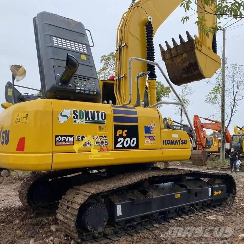 Komatsu PC 200 대형 굴삭기 29톤 이상