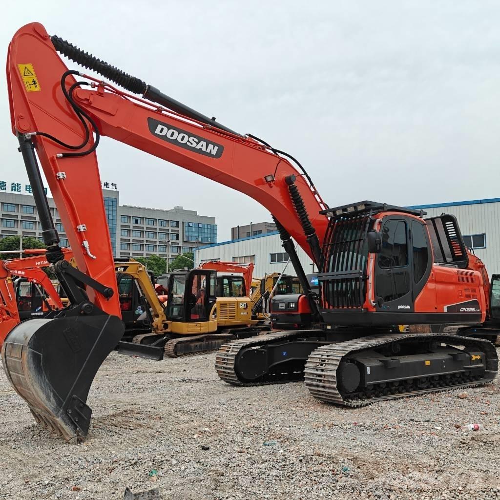 Doosan DX 225 LCA 대형 굴삭기 29톤 이상