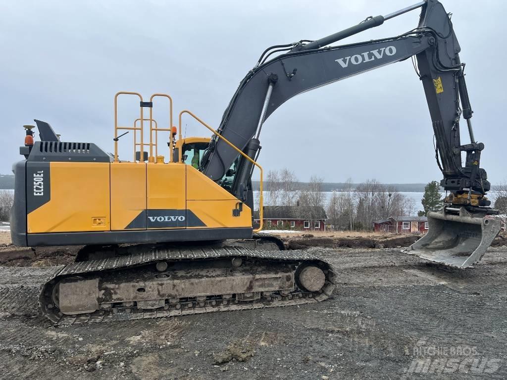 Volvo EC 250 EL 대형 굴삭기 29톤 이상