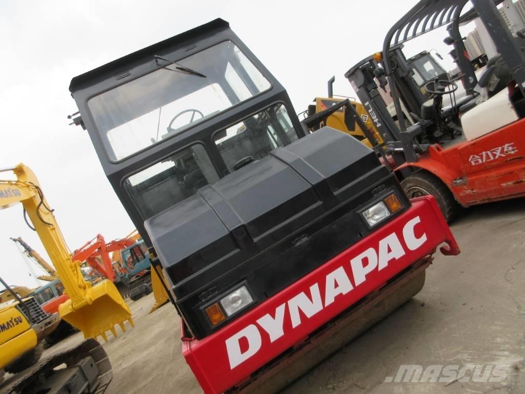 Dynapac CC 421 트윈 드럼 롤러
