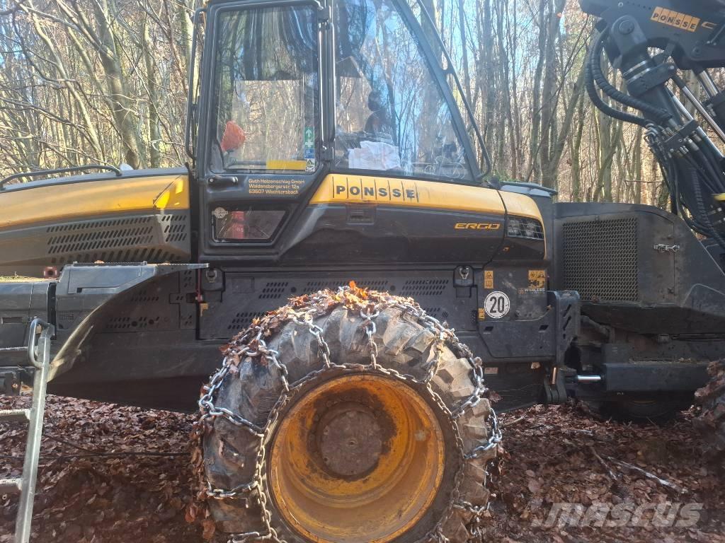 Ponsse Ergo 6W 원목 하베스터