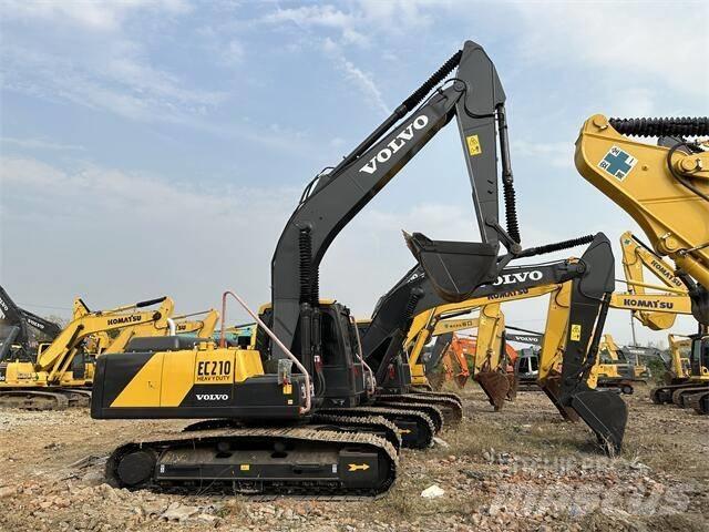 Volvo EC210 대형 굴삭기 29톤 이상