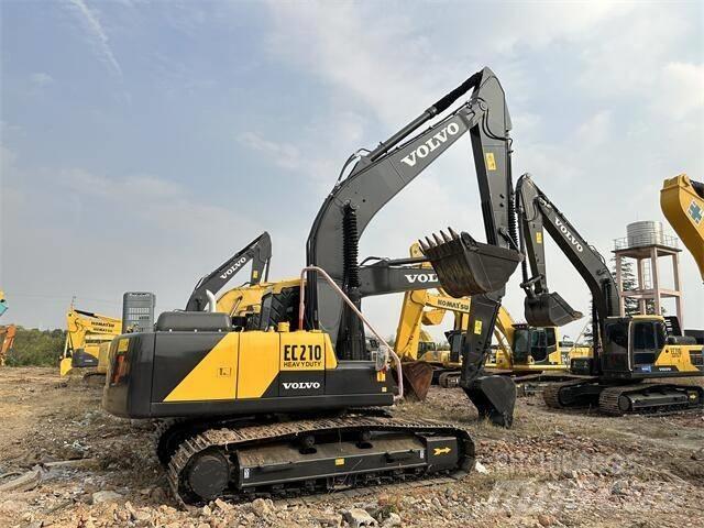 Volvo EC210 대형 굴삭기 29톤 이상