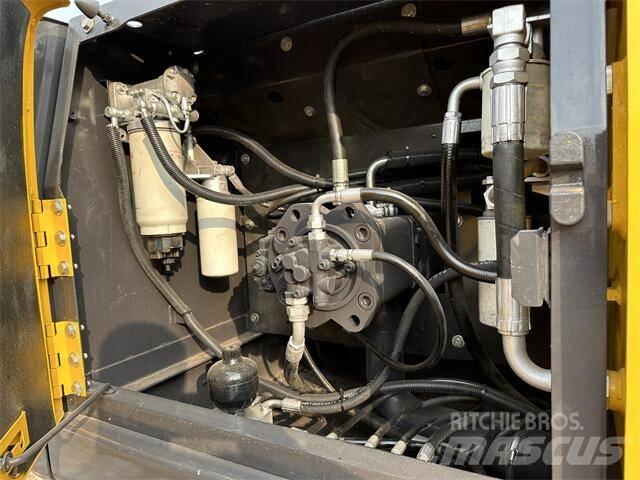 Volvo EC210 대형 굴삭기 29톤 이상