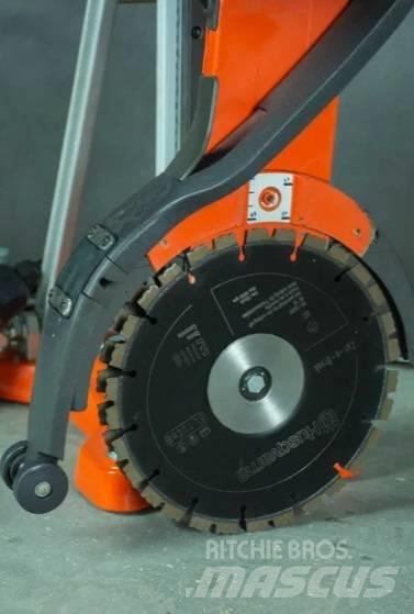 Husqvarna K4000 CNB 건설 장비 - 기타