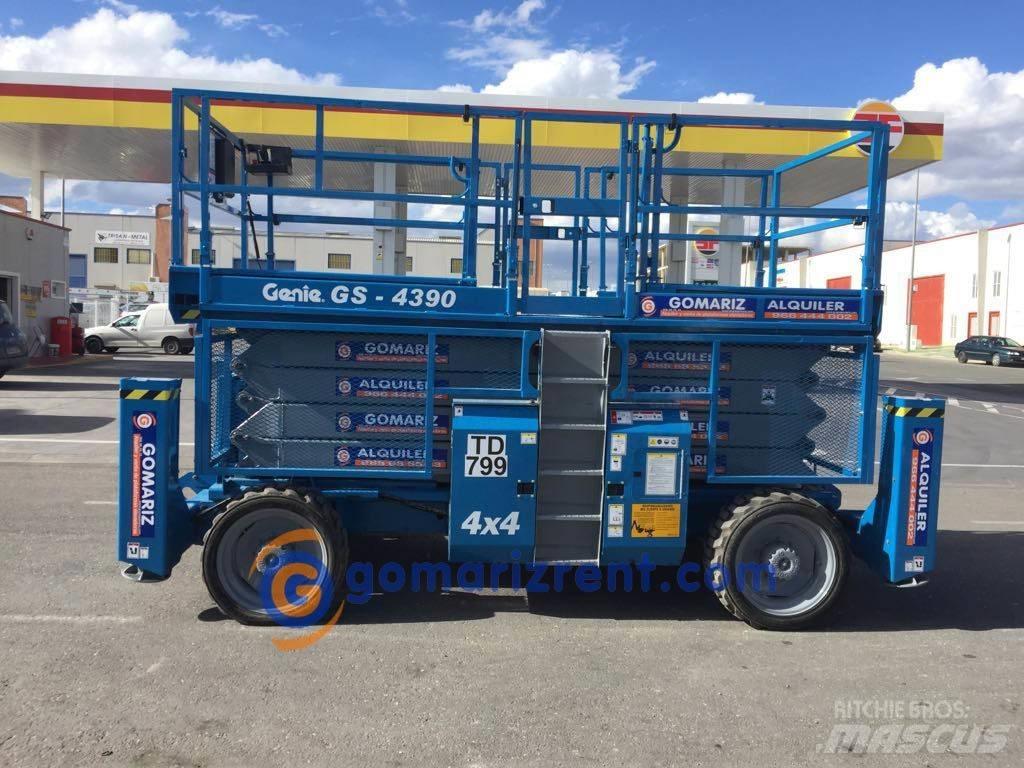Genie GS 4390 가위형 리프트