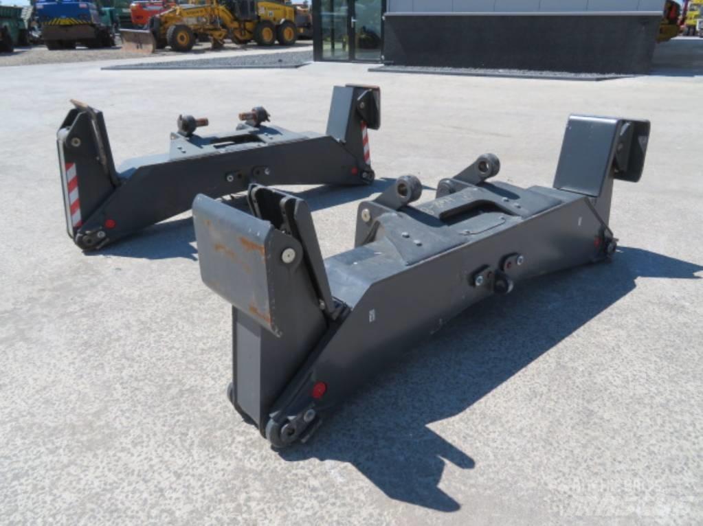 Doosan DX 140 W  휠 굴삭기