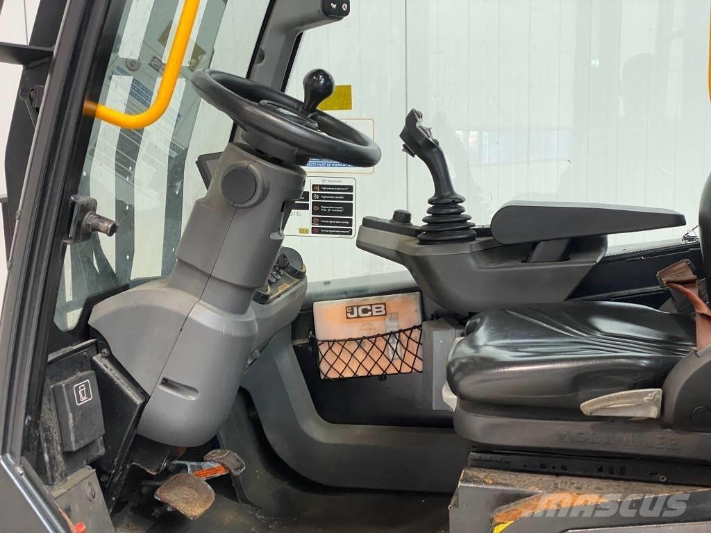 JCB TLT30-19D-2WD 디젤 지게차