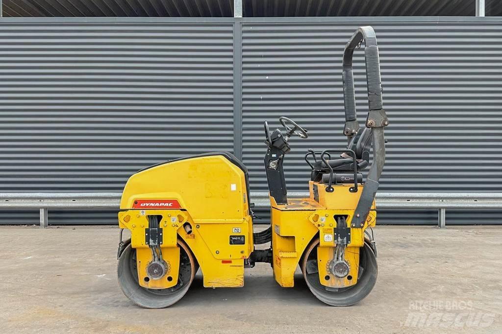 Dynapac CC1100 트윈 드럼 롤러