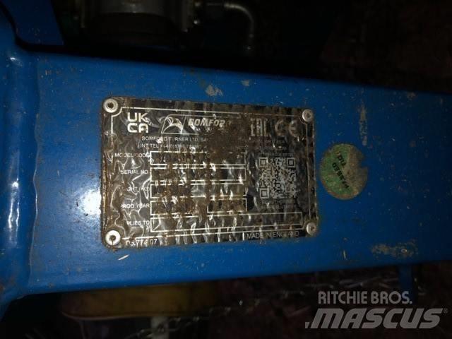 Bomford PROTRIM 헤지커터