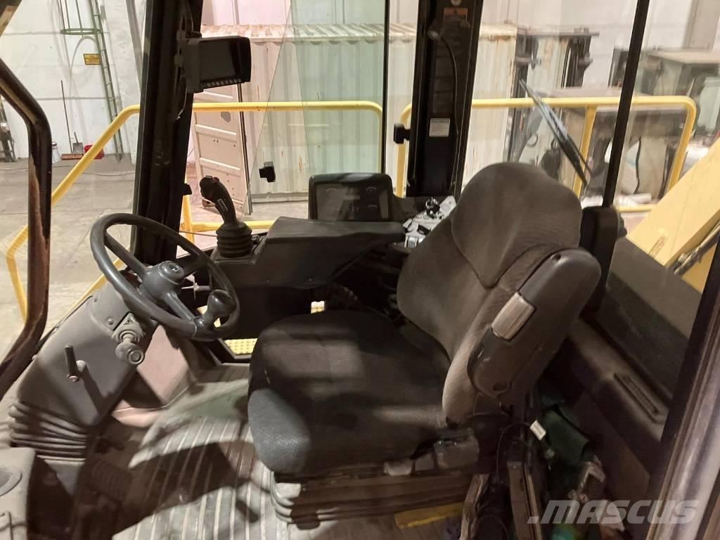 Hyster RS46-36CH 리치 스태커